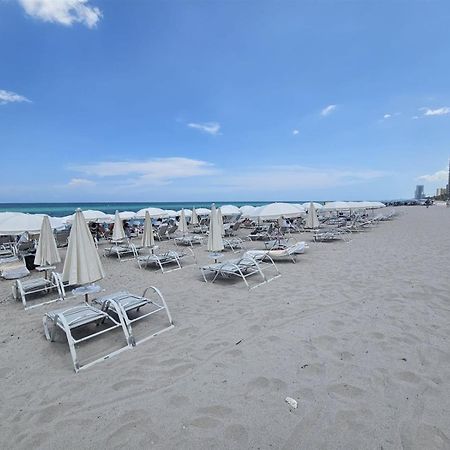 Lyfe-3308 Villa Hollywood Bagian luar foto